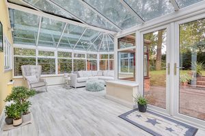 Day Room- click for photo gallery
